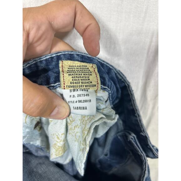 BKE Jeans 30x31.5 Sabrina Low Rise Flare VTG Y2K Distressed Blue Denim Buckle - Picture 12 of 12